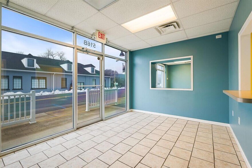 More Photos Of 516 1st St, Shenandoah Medical For Sale