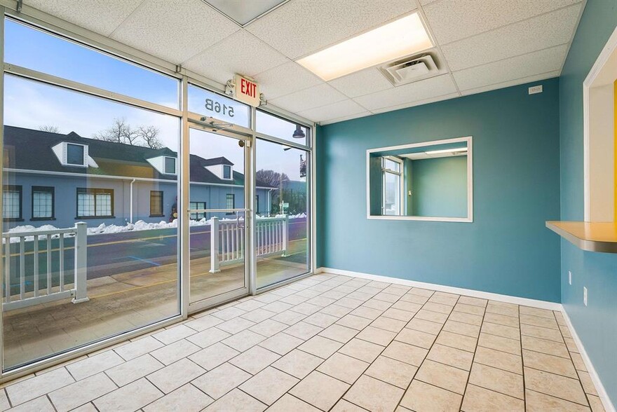 More Photos Of 516 1st St, Shenandoah Medical For Sale
