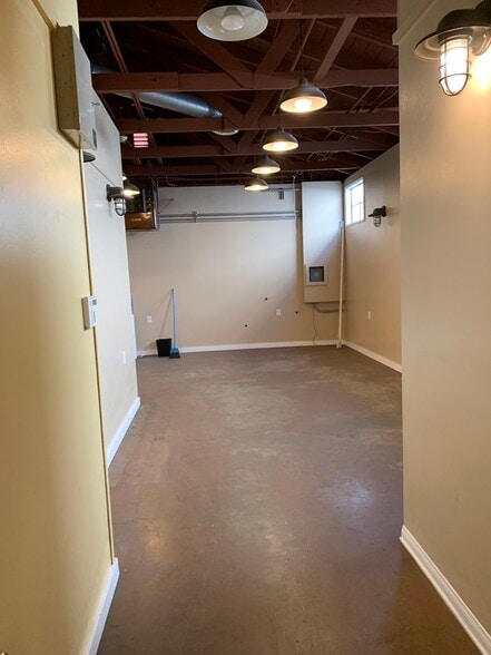 More Photos Of 3323 Lime Ave, Long Beach Office For Sale