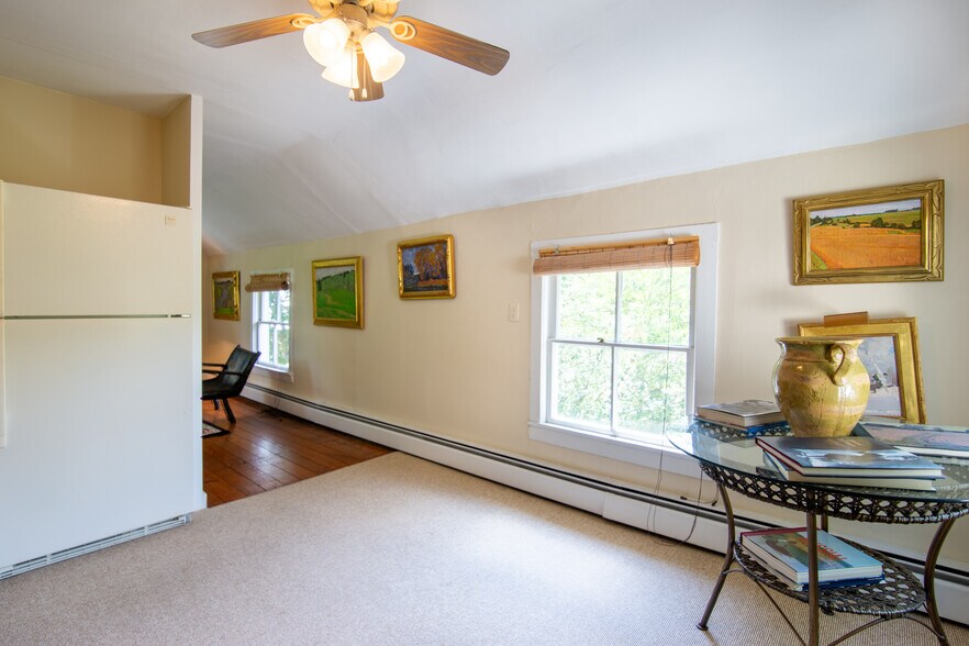 More Photos Of 33 S Harrison St, Easton Office Residential For Sale