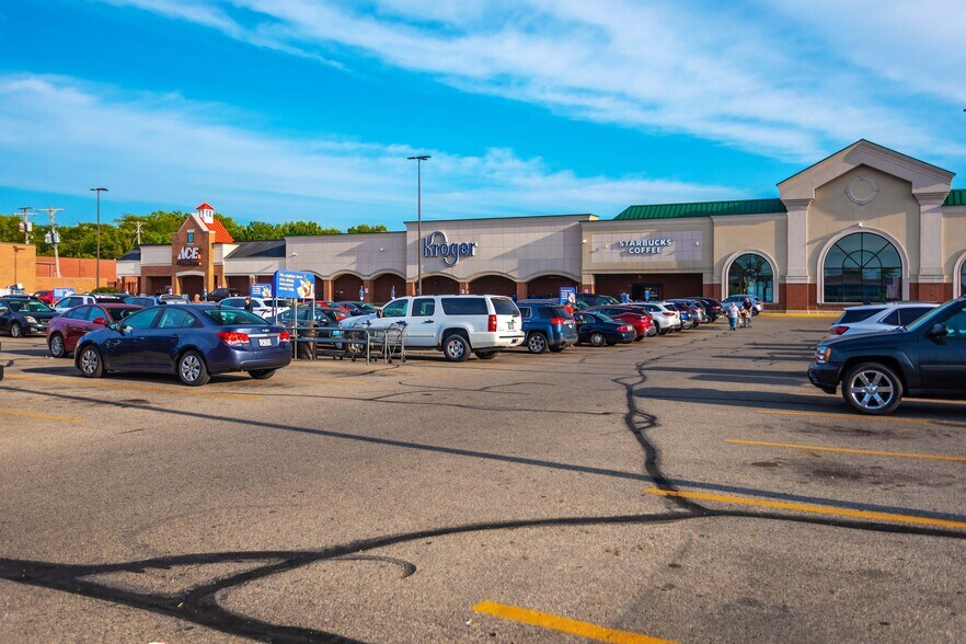 More Photos Of 1268 Rombach Ave, Wilmington Unknown For Lease