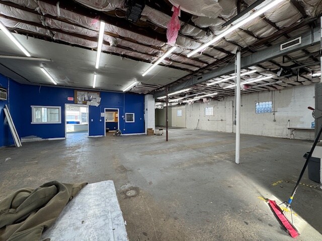 More Photos Of 882-886 Boston Post Rd, West Haven Freestanding For Sale