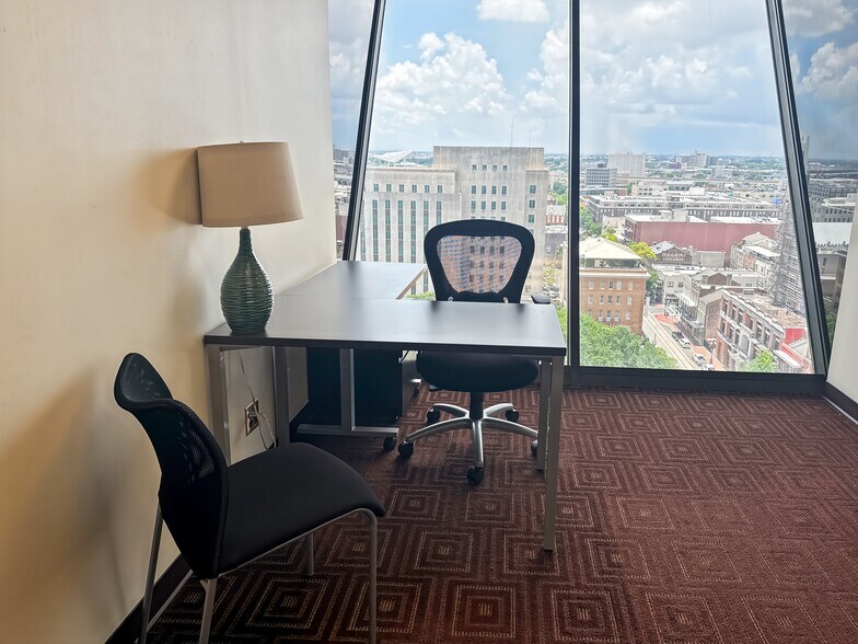 More Photos Of 650 Poydras St, New Orleans Coworking Space