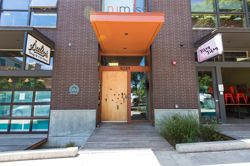 More Photos Of 4039 N Mississippi Ave, Portland Storefront Retail Office For Lease