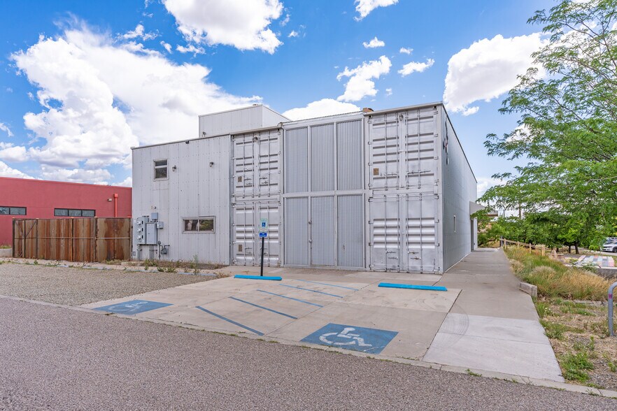 More Photos Of 1226 Flagman Way, Santa Fe Office For Sale