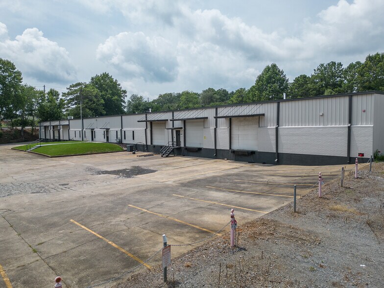 More Photos Of 1125 Hayes Industrial Dr, Atlanta Warehouse For Sale