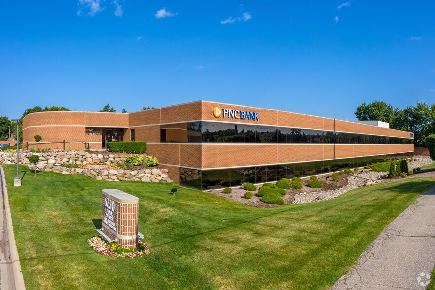 Primary Photo Of 6230 Orchard Lake Rd, West Bloomfield Office For Lease