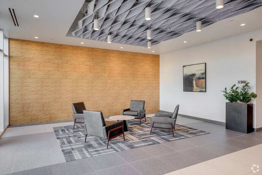 More Photos Of 20022 N 31st Ave, Phoenix Office For Lease