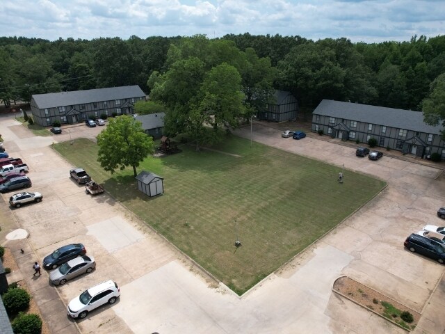 More Photos Of 1906 W Matthews Ave, Jonesboro Apartments For Sale