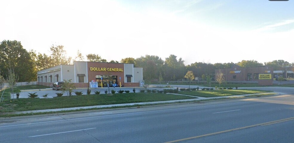 More Photos Of 2800 SW 7 Hwy, Blue Springs Freestanding For Sale