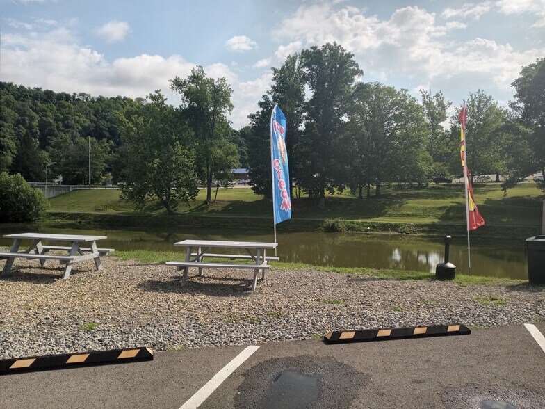 More Photos Of , Clarksburg General Retail For Sale