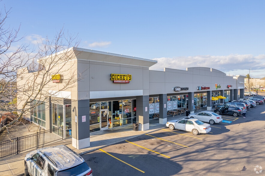 More Photos Of 17960-18200 NW Evergreen Pky, Beaverton Unknown For Lease