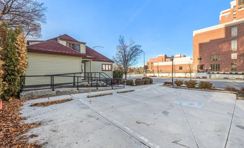 More Photos Of 300 E Bannock St, Boise Medical For Sale