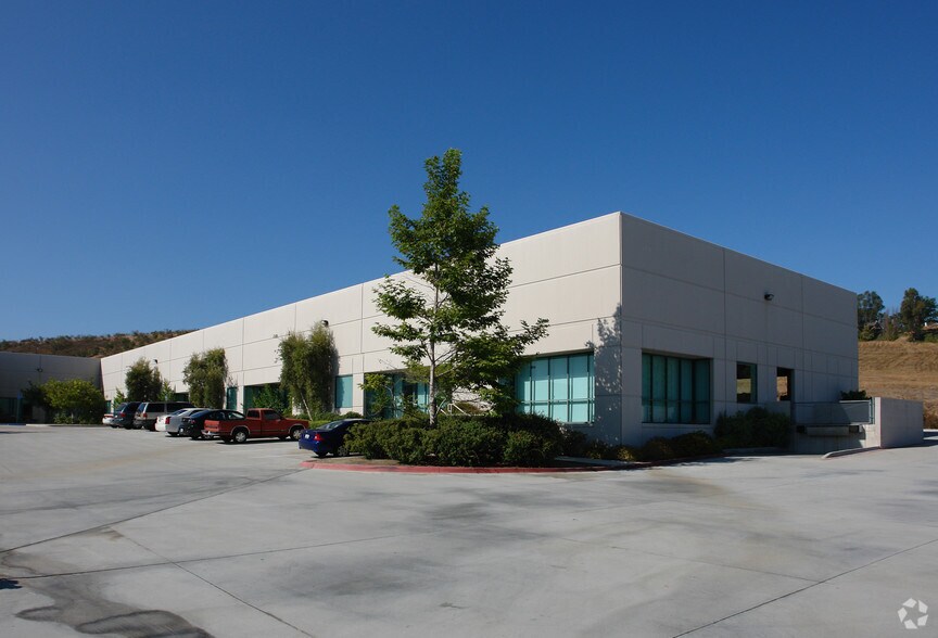 More Photos Of 2020-2030 Gillespie Way, El Cajon Manufacturing For Lease