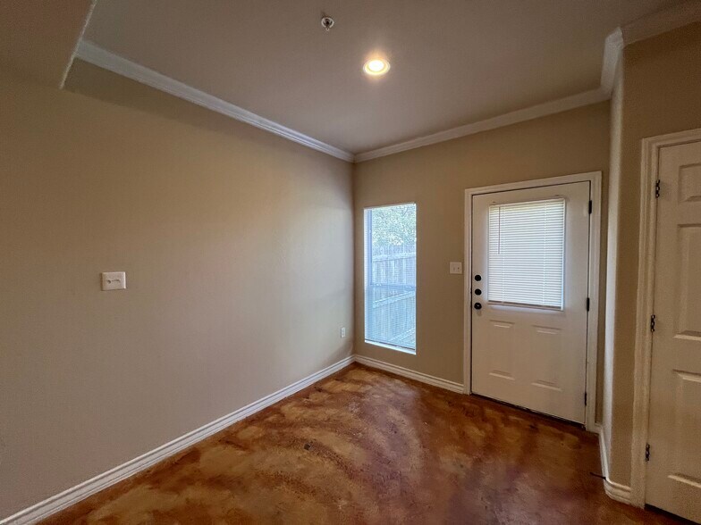 More Photos Of 6309 Attucks Ln, San Antonio Multifamily For Sale