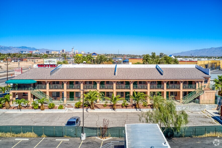 More Photos Of 2855 Fremont St, Las Vegas Hotel For Sale