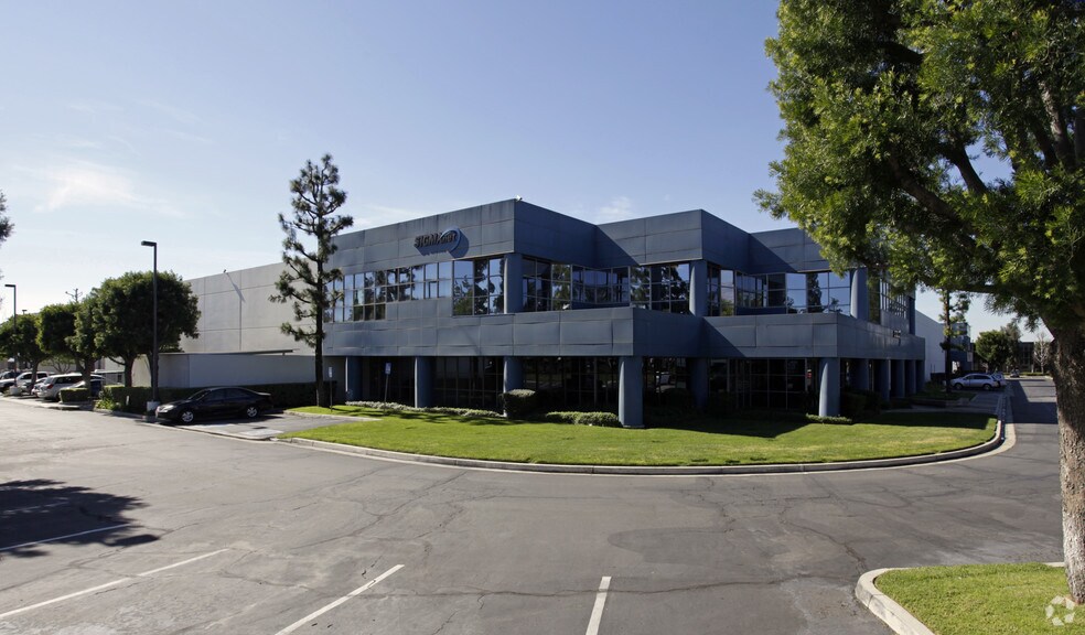 More Photos Of 4290 E Brickell St, Ontario Warehouse For Sale