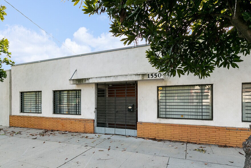 Primary Photo Of 1550 Victory Blvd, Glendale Office For Sale