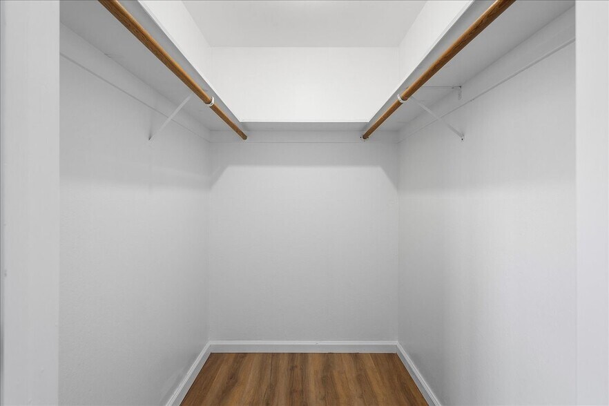 More Photos Of 561 Oakland Ave, Oakland Apartments For Sale