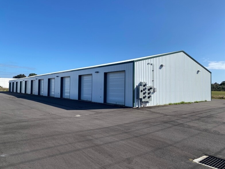 More Photos Of 2720 Kirby Cir NE, Palm Bay Light Distribution For Sale