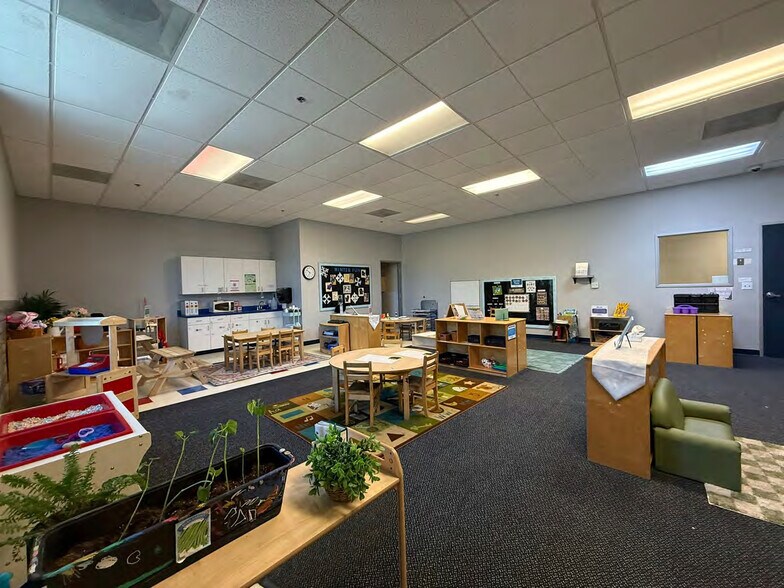 More Photos Of 3791 Oceanic Way, Oceanside Daycare Center For Lease