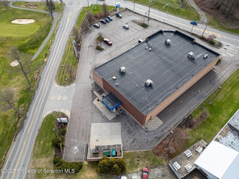 More Photos Of 801 Grow Ave, Montrose Drugstore For Lease