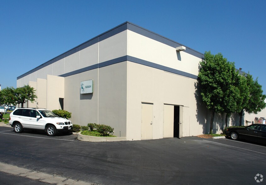 More Photos Of 217-221 Star of India Ln, Carson Warehouse For Lease
