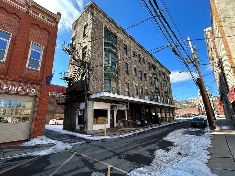 Primary Photo Of 201 W Market St, Pottsville Storefront Retail Office For Sale