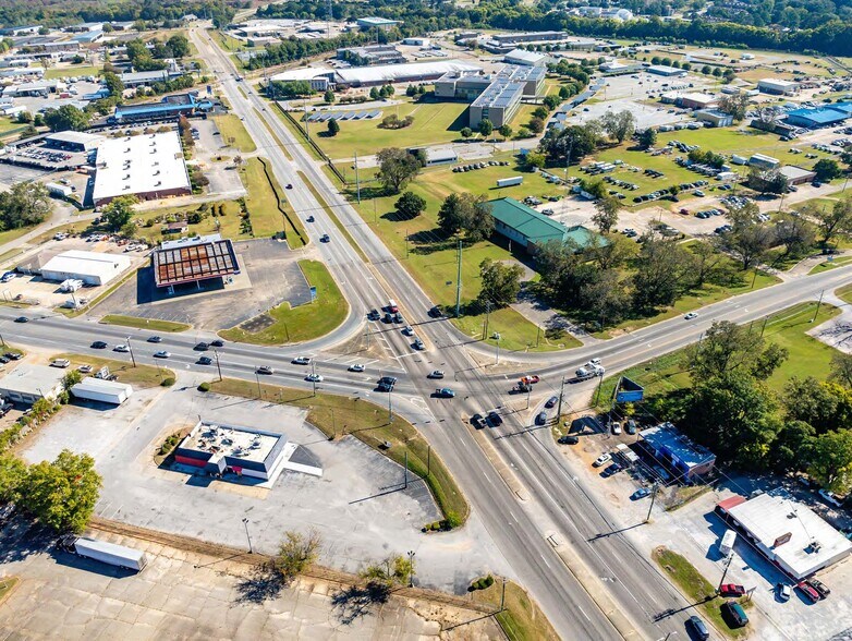 More Photos Of 1115 Coliseum Blvd, Montgomery Fast Food For Sale