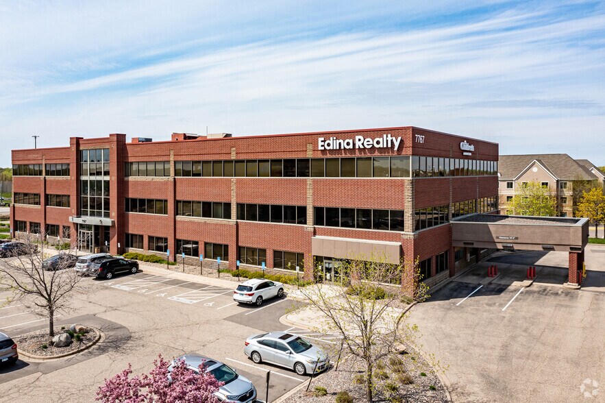 More Photos Of 7767 Elm Creek Blvd N, Maple Grove Medical For Sale