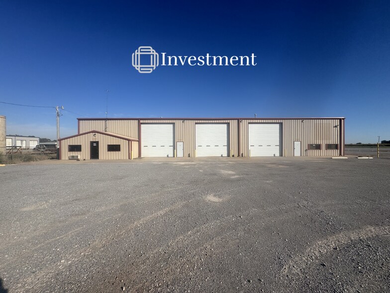 Primary Photo Of 509 Ponca, Lindsay Industrial For Sale