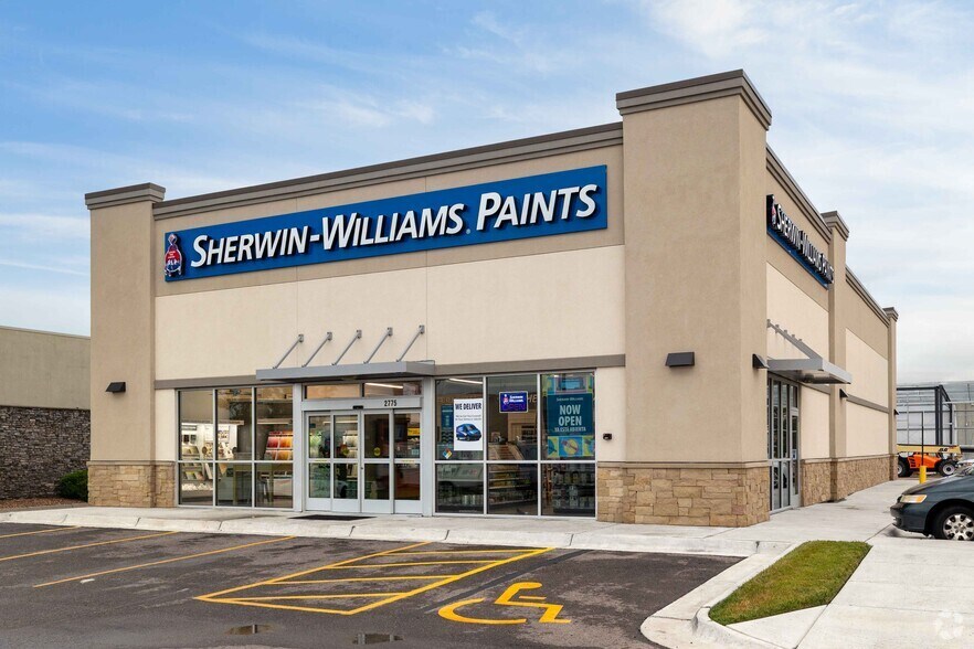 More Photos Of 2775 N Greenwich Rd, Wichita Freestanding For Sale