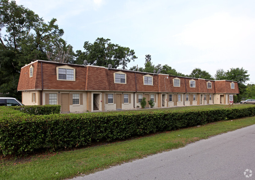 Primary Photo Of 11600 Mendel Dr, Orlando Apartments For Sale