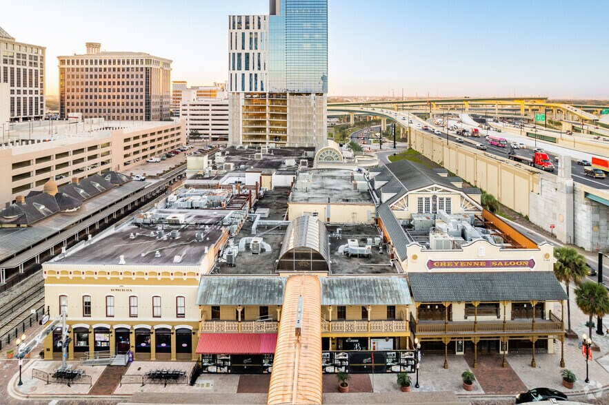 More Photos Of 112 - 126 W Church St, Orlando General Retail For Lease