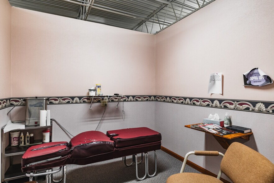 More Photos Of 800 Division St, Parkersburg Medical For Sale
