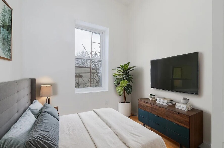 More Photos Of 289 Martin Luther King Jr Dr, Jersey City Apartments For Sale