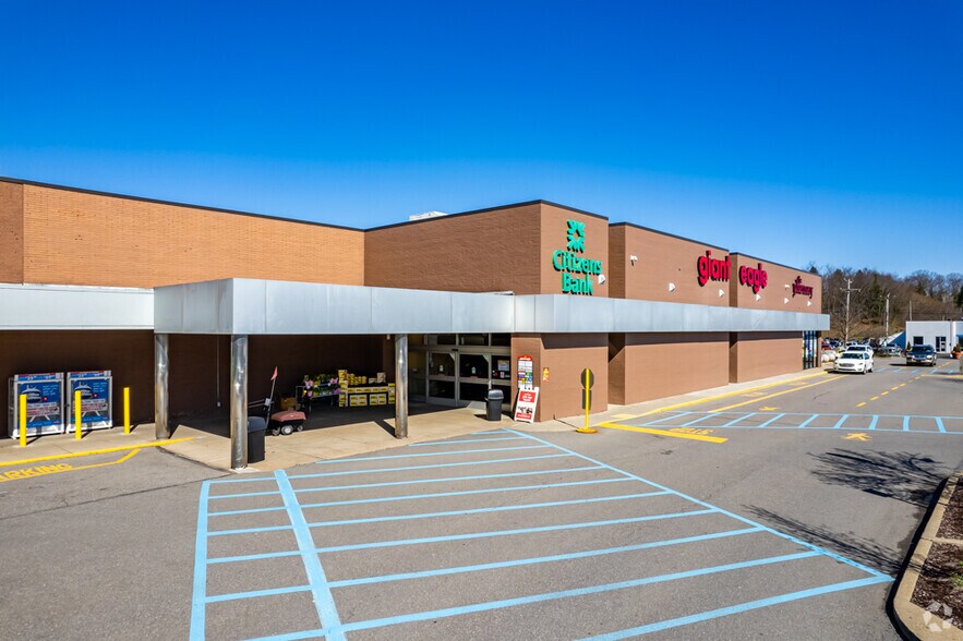 More Photos Of 5920-5990 University Blvd, Coraopolis Unknown For Lease