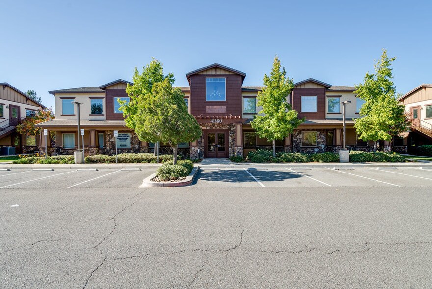 More Photos Of 41680 Ivy St, Murrieta Medical For Sale