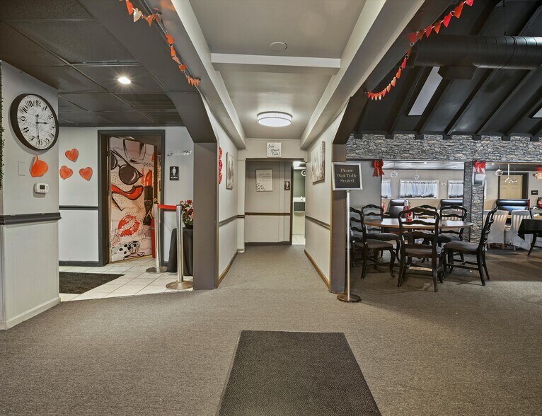 More Photos Of 2080 Milford Rd, East Stroudsburg Restaurant For Lease