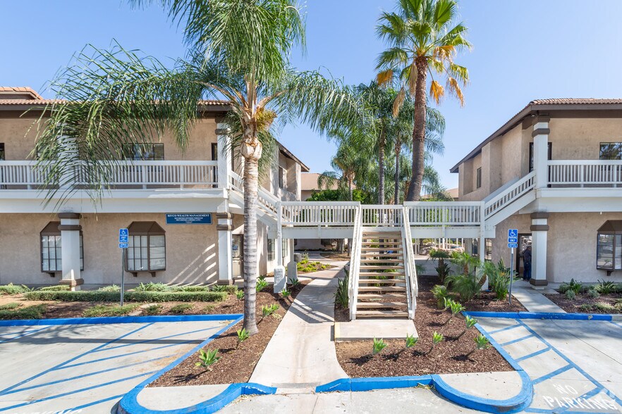 More Photos Of 3600 Lime St, Riverside Unknown For Lease