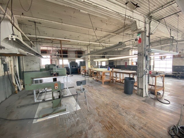 More Photos Of 411 S 6th St, Vineland Manufacturing For Sale