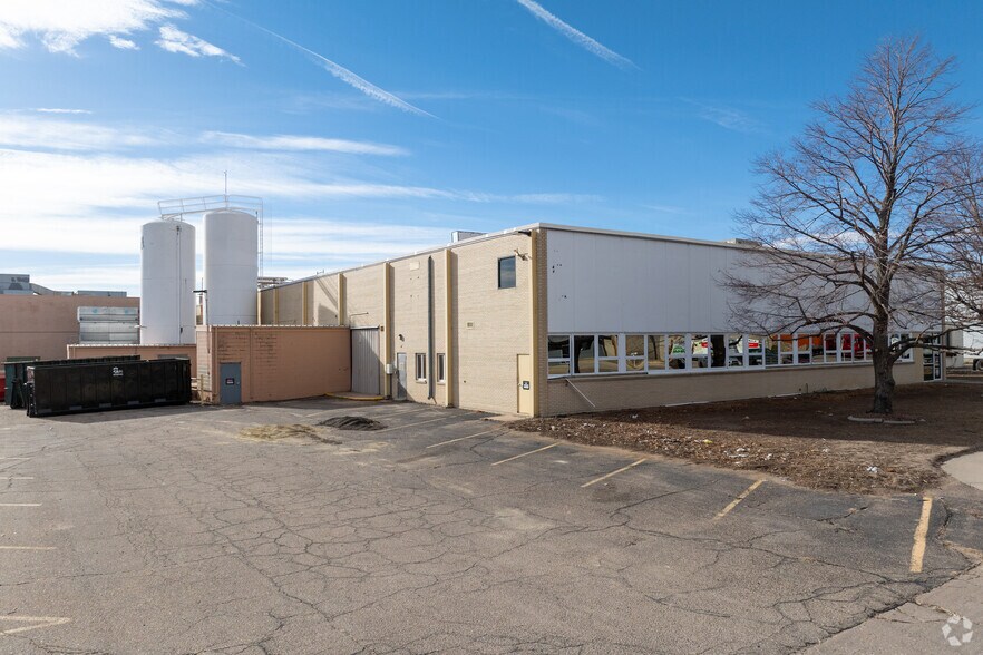 More Photos Of 450 25th St, Greeley Manufacturing For Sale