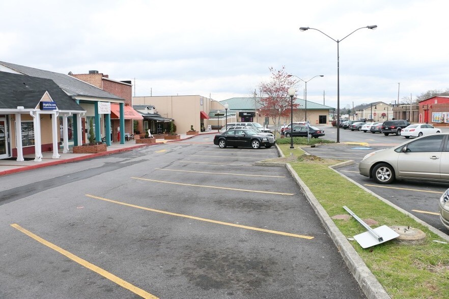 More Photos Of 2801 Veterans Memorial Hwy, Austell Storefront For Sale