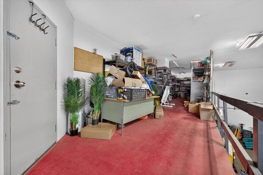 More Photos Of 12803 54th St NW, Edmonton Office For Sale