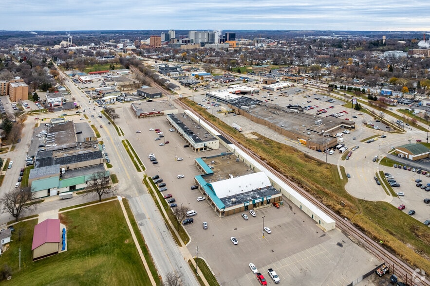 More Photos Of 1112-1320 NW 7th St, Rochester Unknown For Sale