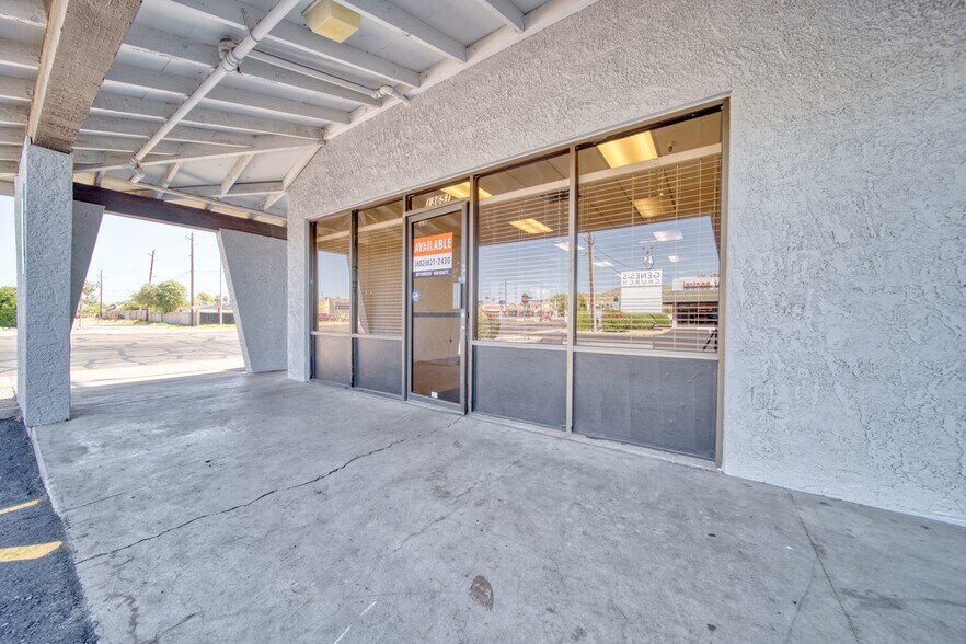 More Photos Of 13611-13663 N 32nd St, Phoenix Storefront For Lease