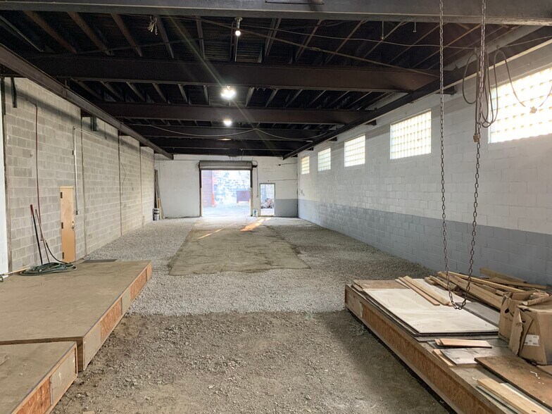 More Photos Of 4050 E 116th St, Cleveland Warehouse For Sale