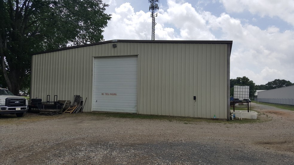 More Photos Of 1905-1907 Alfred Ln, Bossier City Warehouse For Lease