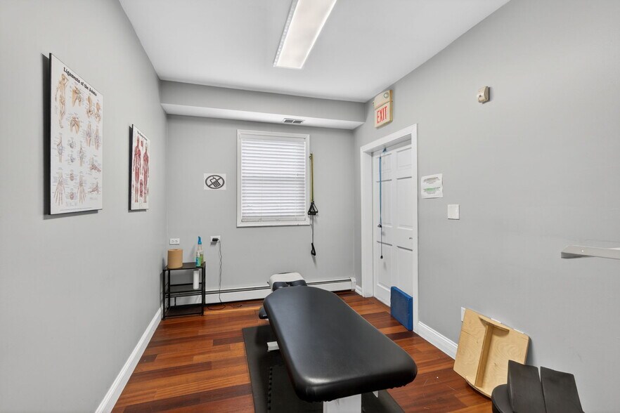 More Photos Of 449-451 W Linden St, Allentown Office For Sale