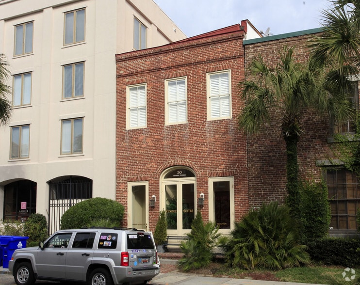 More Photos Of 30 Vendue Range, Charleston Hotel For Lease